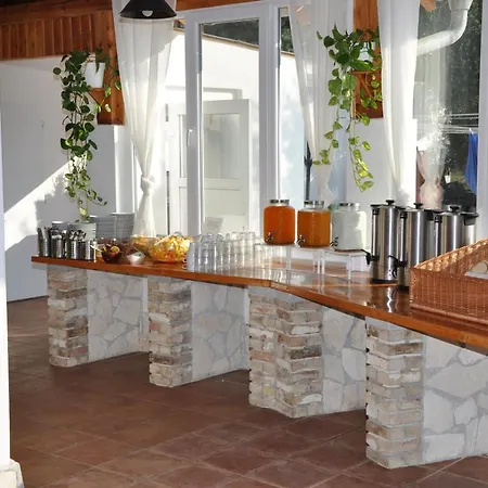 公寓 Villaggio Riccio *