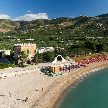 Villaggio Riccio * Mattinata